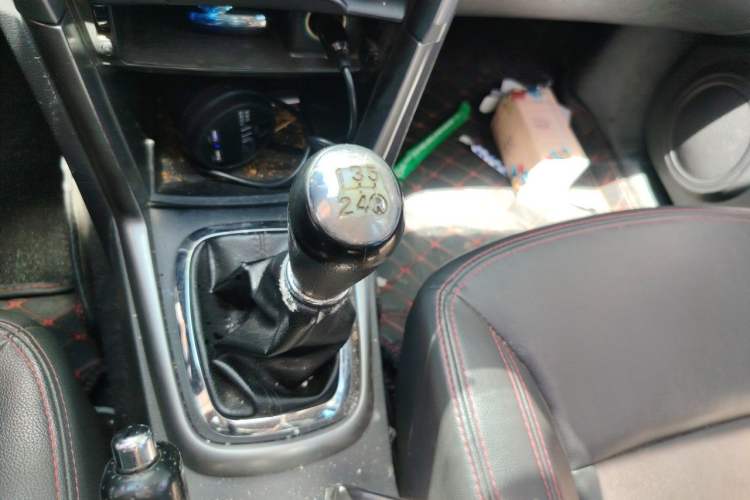 Used Chery Tiggo 3 2015 1.6L Manual Zhishang Sport Edition Gear Lever