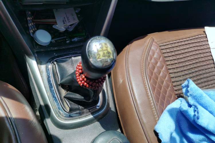 Used Chery Tiggo 3 2015 1.6L Manual Zhishang Sport Edition Gear Lever