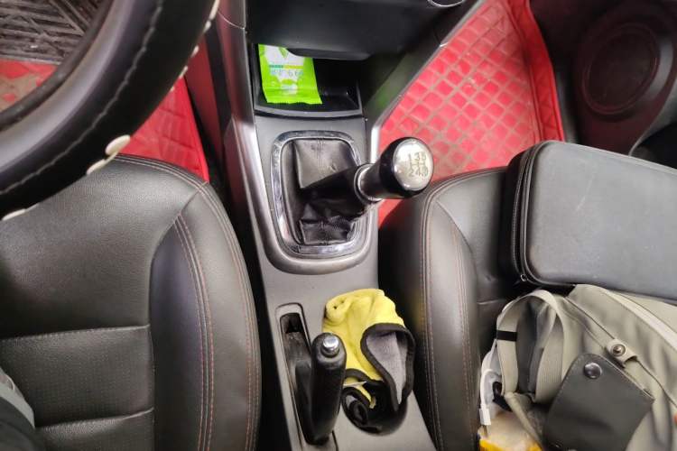 Used Chery Tiggo 3 2015 1.6L Manual Zhishang Sport Edition Gear Lever