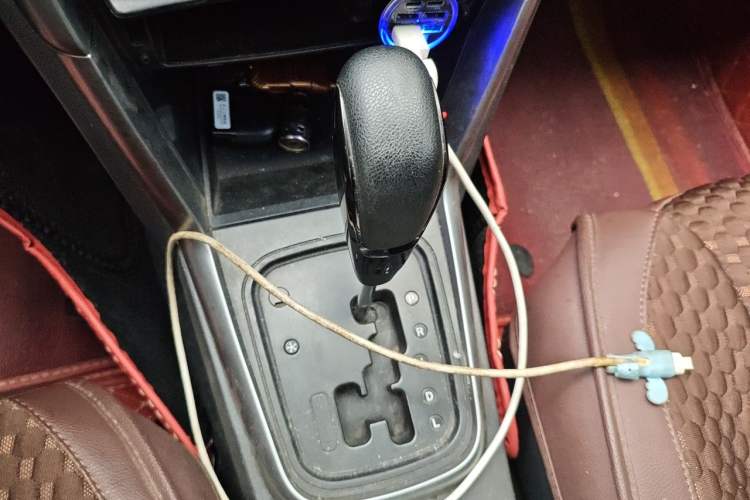 Used Chery Tiggo 3 2015 1.6L CVT ZhiShang Commemorative Edition Gear Lever