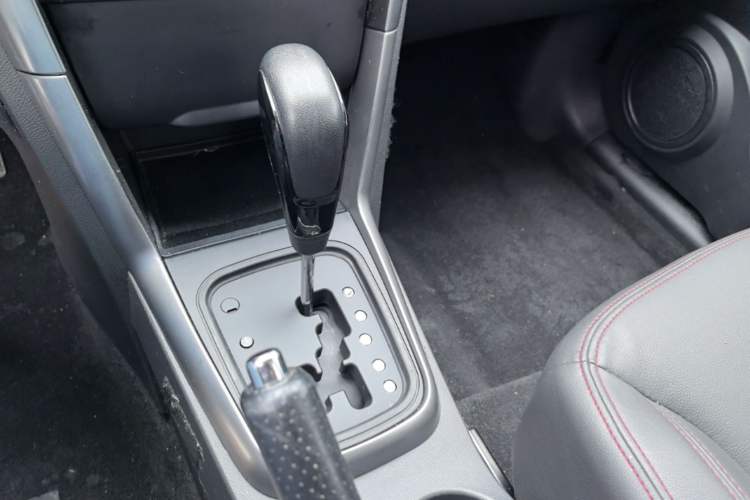 Used Chery Tiggo 3 2015 1.6L CVT ZhiShang Sport Edition Gear Lever