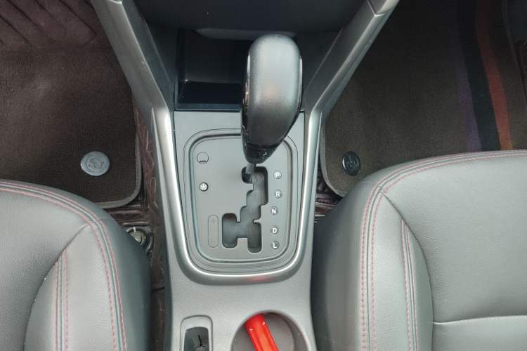 Used Chery Tiggo 3 2015 1.6L CVT ZhiShang Commemorative Edition Gear Lever