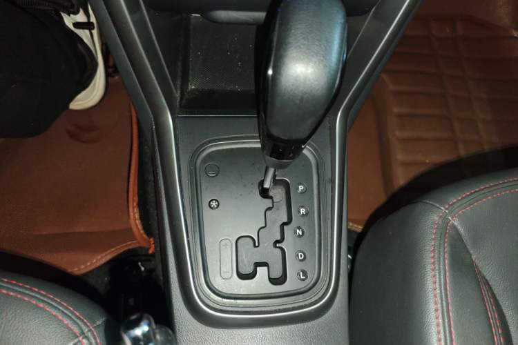 Used Chery Tiggo 3 2015 1.6L CVT ZhiShang Commemorative Edition Gear Lever
