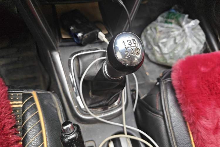 Used Chery Tiggo 3 2015 1.6L Manual Zhishang Sport Edition Gear Lever