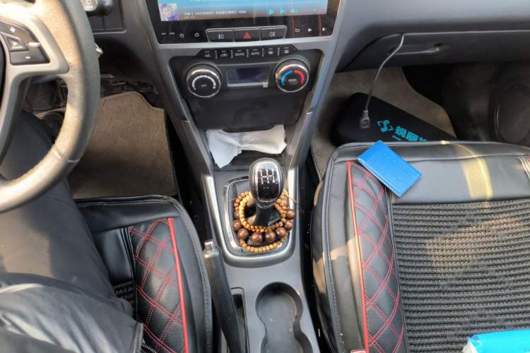 Used Chery Tiggo 3 2015 1.6L Manual Zhishang Sport Edition Gear Lever