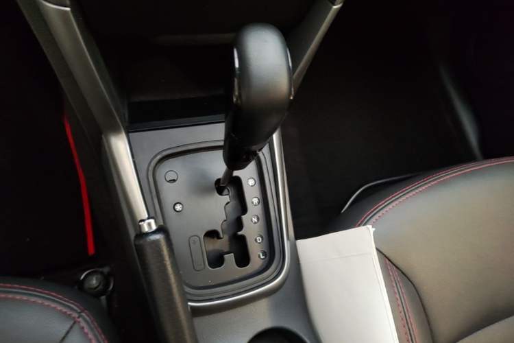 Used Chery Tiggo 3 2015 1.6L CVT ZhiShang Commemorative Edition Gear Lever