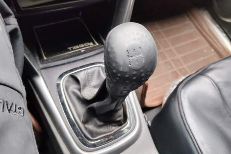Used Chery Tiggo 3 2015 1.6L Manual Zhishang Commemorative Edition Gear Lever