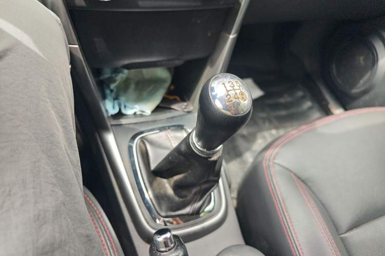 Used Chery Tiggo 3 2015 1.6L Manual Zhishang Sport Edition Gear Lever
