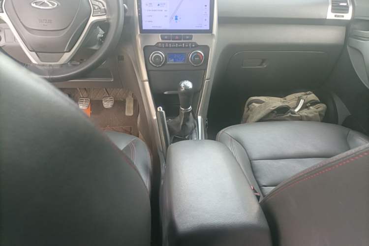 Used Chery Tiggo 3 2015 1.6L Manual Zhishang Sport Edition Gear Lever
