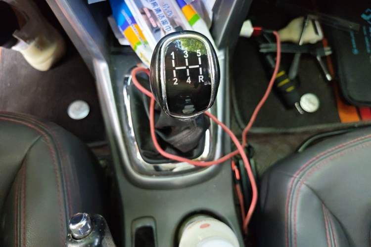 Used Chery Tiggo 3 2015 1.6L Manual Zhishang Sport Edition Gear Lever