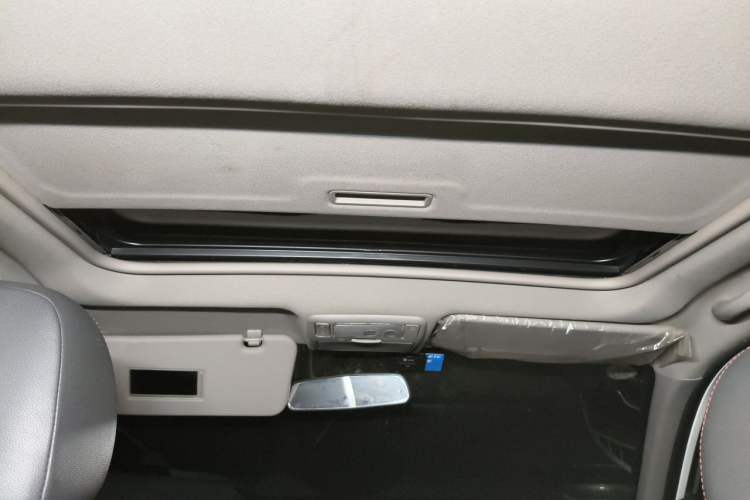 Used Chery Tiggo 3 2015 1.6L CVT ZhiShang Sport Edition Headliner