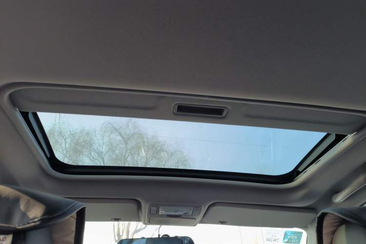 Used Chery Tiggo 3 2015 1.6L Manual Zhishang Sport Edition Headliner