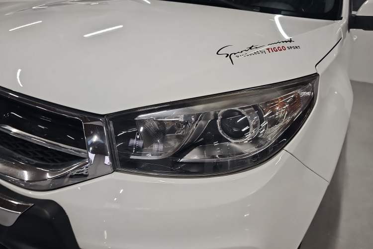 Used Chery Tiggo 3 2015 1.6L CVT ZhiShang Commemorative Edition Left Front Headlight