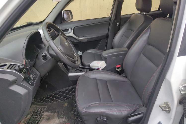 Used Chery Tiggo 3 2015 1.6L CVT ZhiShang Commemorative Edition Left Front Seat