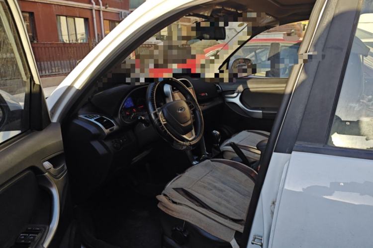 Used Chery Tiggo 3 2015 1.6L Manual Zhishang Commemorative Edition Left Front Seat
