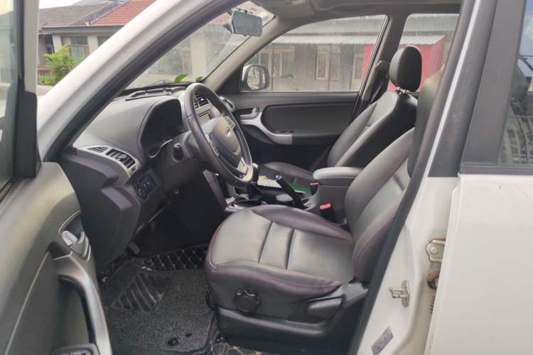 Used Chery Tiggo 3 2015 1.6L Manual Zhishang Commemorative Edition Left Front Seat
