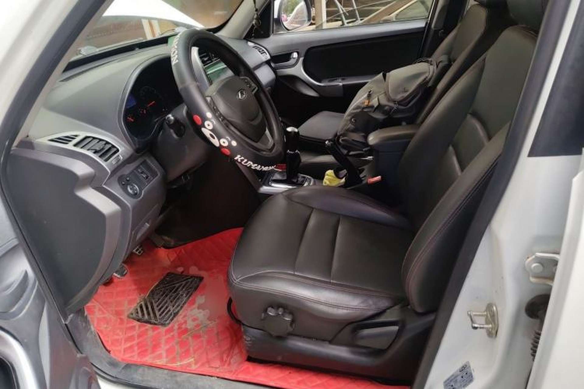 Used Chery Tiggo 3 2015 1.6L Manual Zhishang Sport Edition Left Front Seat