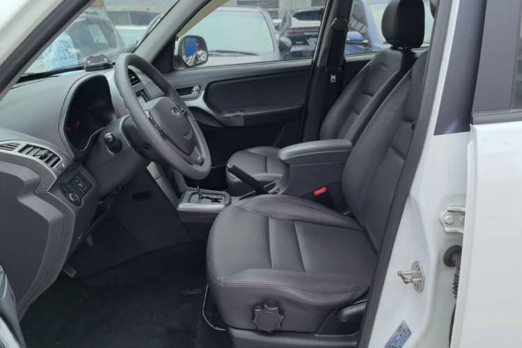 Used Chery Tiggo 3 2015 1.6L CVT ZhiShang Sport Edition Left Front Seat