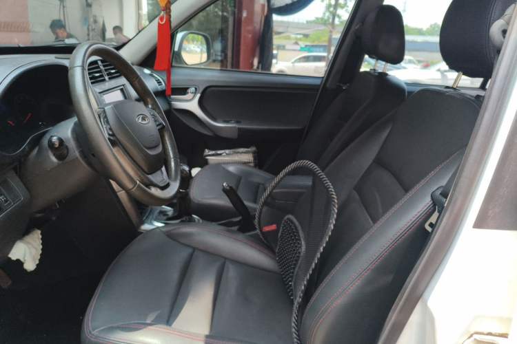Used Chery Tiggo 3 2015 1.6L Manual Zhishang Sport Edition Left Front Seat