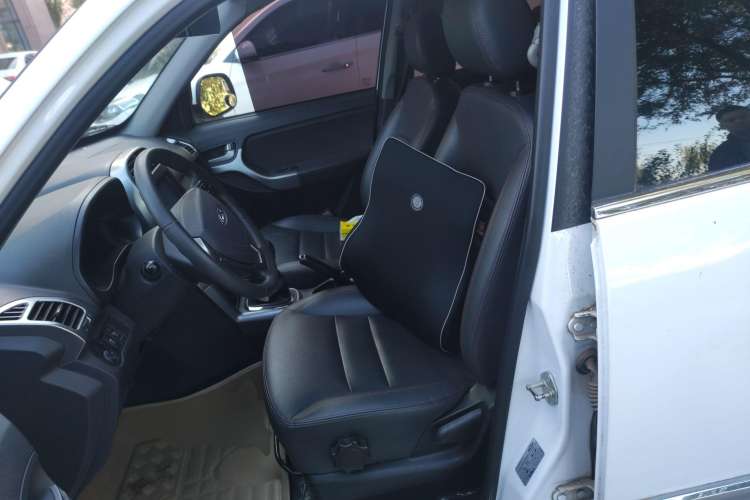 Used Chery Tiggo 3 2015 1.6L Manual Zhishang Commemorative Edition Left Front Seat