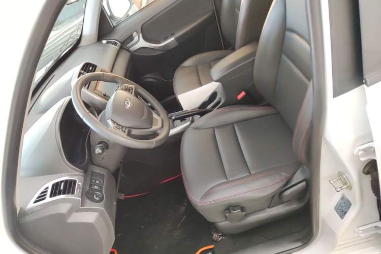 Used Chery Tiggo 3 2015 1.6L CVT ZhiShang Commemorative Edition Left Front Seat