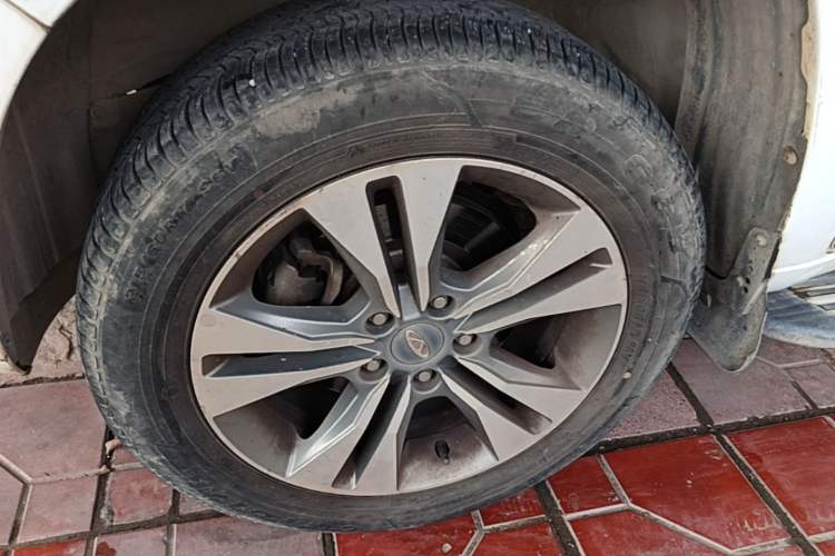 Used Chery Tiggo 3 2015 1.6L Manual Zhishang Sport Edition Left Front Wheel Hub