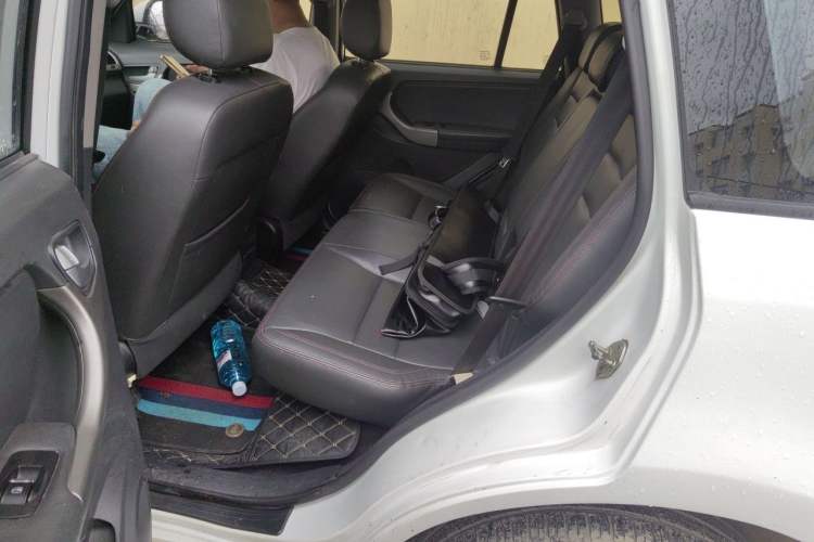 Used Chery Tiggo 3 2015 1.6L CVT ZhiShang Commemorative Edition Left Rear Seat