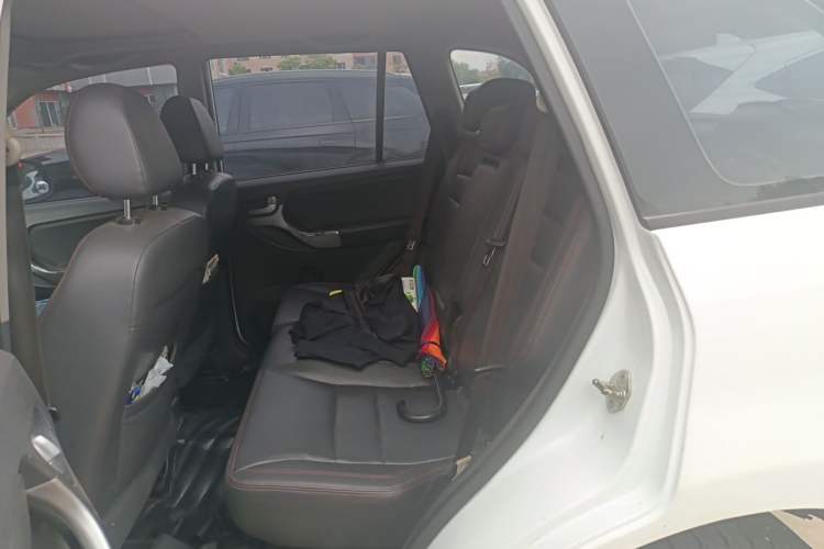 Used Chery Tiggo 3 2015 1.6L Manual Zhishang Commemorative Edition Left Rear Seat