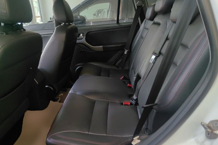Used Chery Tiggo 3 2015 1.6L CVT ZhiShang Sport Edition Left Rear Seat