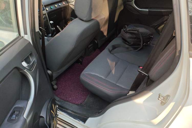 Used Chery Tiggo 3 2015 1.6L Manual Fashion Sport Edition Left Rear Seat