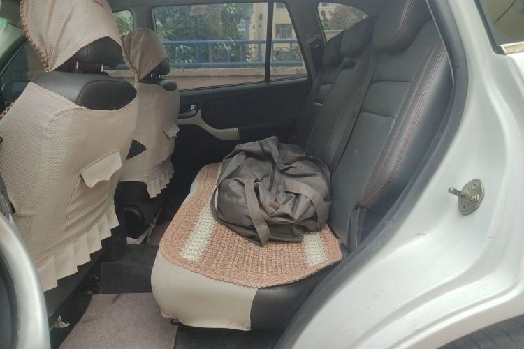 Used Chery Tiggo 3 2015 1.6L Manual Zhishang Commemorative Edition Left Rear Seat