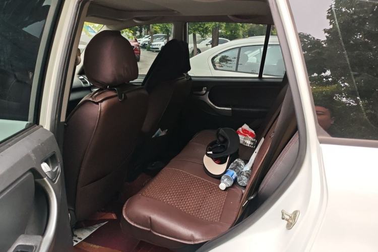 Used Chery Tiggo 3 2015 1.6L CVT ZhiShang Commemorative Edition Left Rear Seat