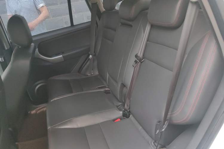 Used Chery Tiggo 3 2015 1.6L CVT ZhiShang Sport Edition Left Rear Seat