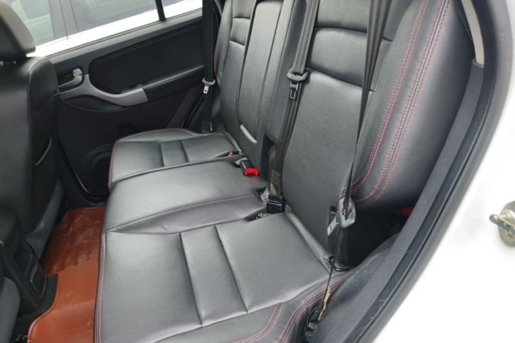 Used Chery Tiggo 3 2015 1.6L CVT ZhiShang Commemorative Edition Left Rear Seat