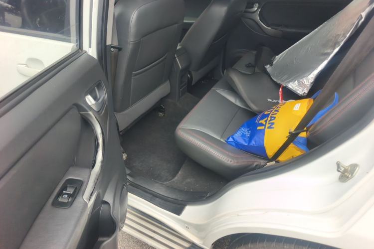 Used Chery Tiggo 3 2015 1.6L Manual Zhishang Commemorative Edition Left Rear Seat