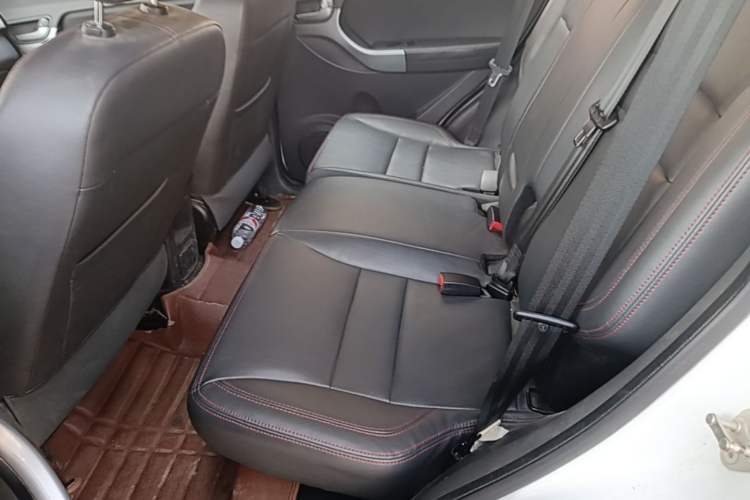 Used Chery Tiggo 3 2015 1.6L Manual Zhishang Sport Edition Left Rear Seat