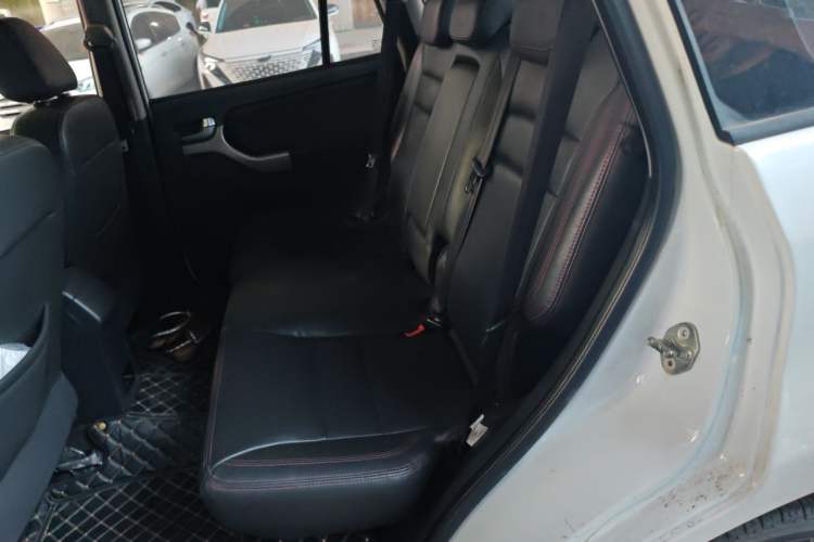 Used Chery Tiggo 3 2015 1.6L CVT ZhiShang Sport Edition Left Rear Seat