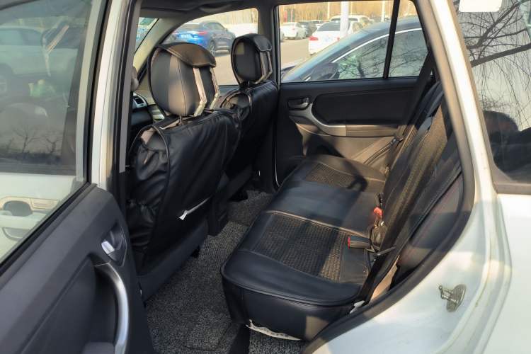Used Chery Tiggo 3 2015 1.6L Manual Zhishang Sport Edition Left Rear Seat