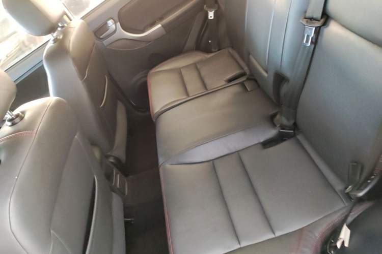 Used Chery Tiggo 3 2015 1.6L CVT ZhiShang Commemorative Edition Left Rear Seat