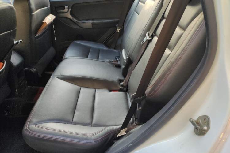 Used Chery Tiggo 3 2015 1.6L Manual Zhishang Sport Edition Left Rear Seat