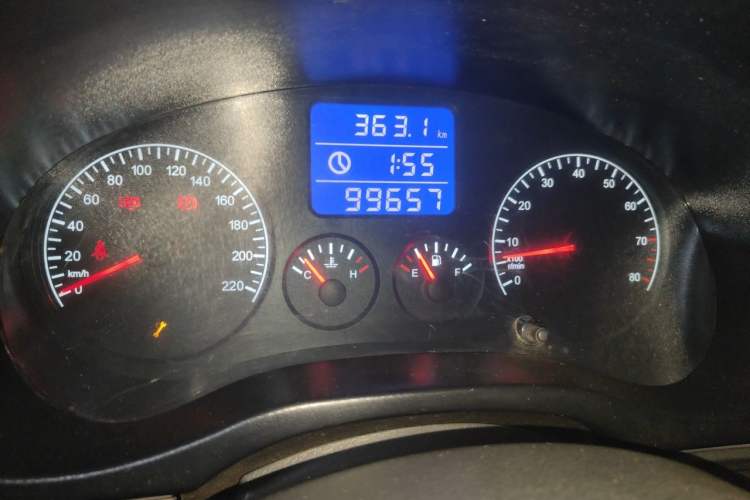 Used Chery Tiggo 3 2015 1.6L Manual Zhishang Sport Edition Odometer Close Up