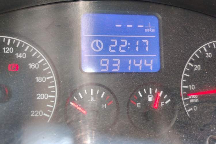Used Chery Tiggo 3 2015 1.6L Manual Zhishang Sport Edition Odometer Close Up