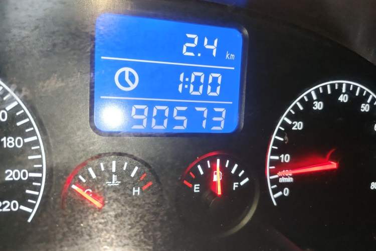 Used Chery Tiggo 3 2015 1.6L Manual Zhishang Sport Edition Odometer Close Up