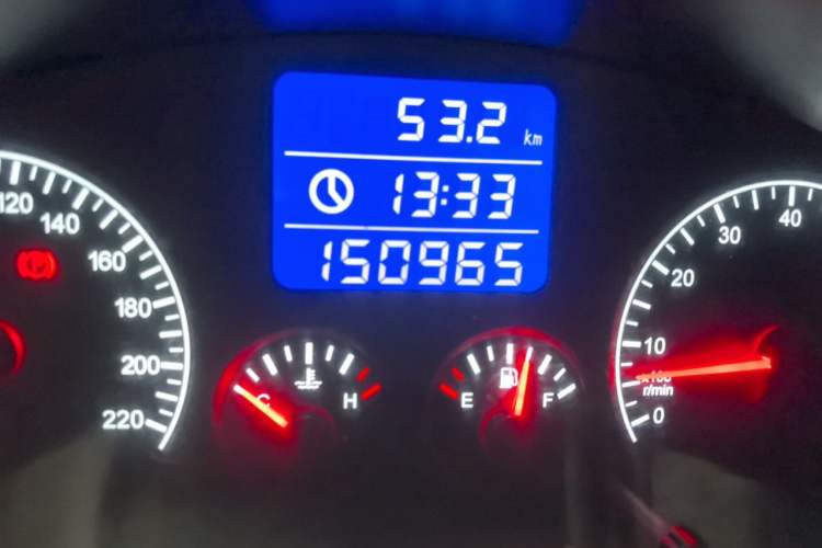 Used Chery Tiggo 3 2015 1.6L Manual Zhishang Sport Edition Odometer Close Up