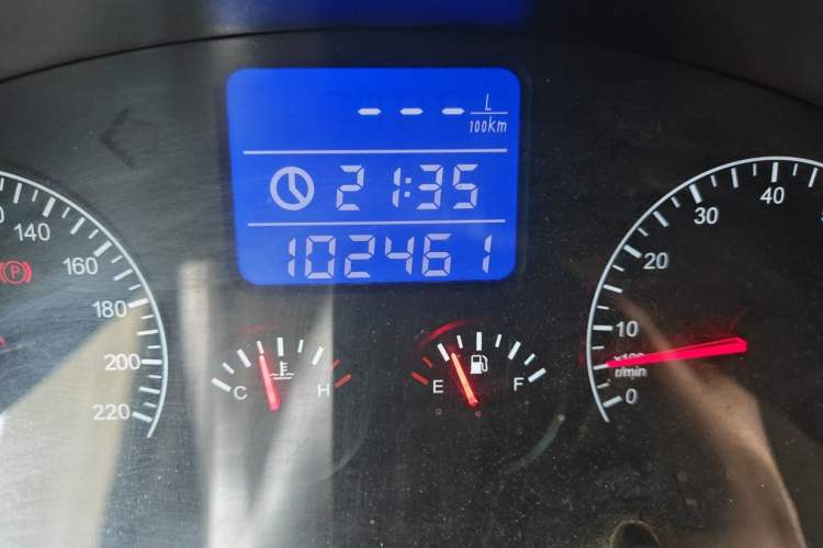 Used Chery Tiggo 3 2015 1.6L Manual Zhishang Sport Edition Odometer Close Up