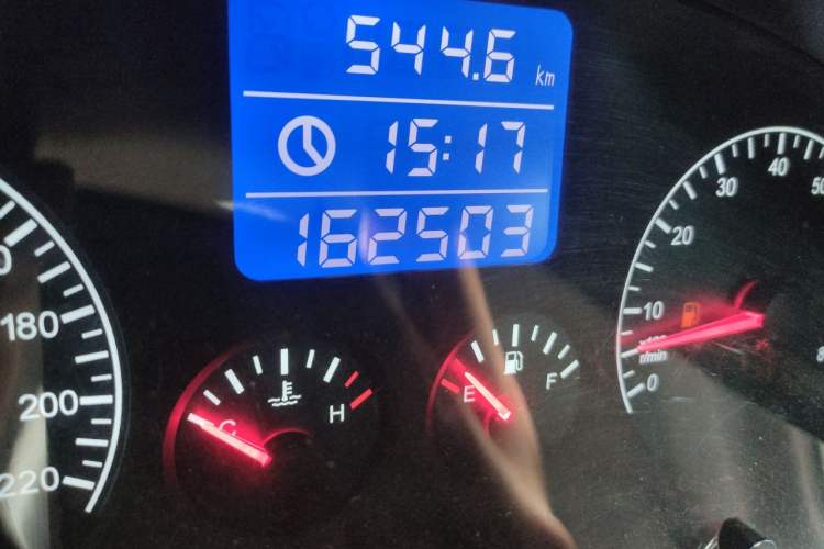 Used Chery Tiggo 3 2015 1.6L Manual Zhishang Sport Edition Odometer Close Up