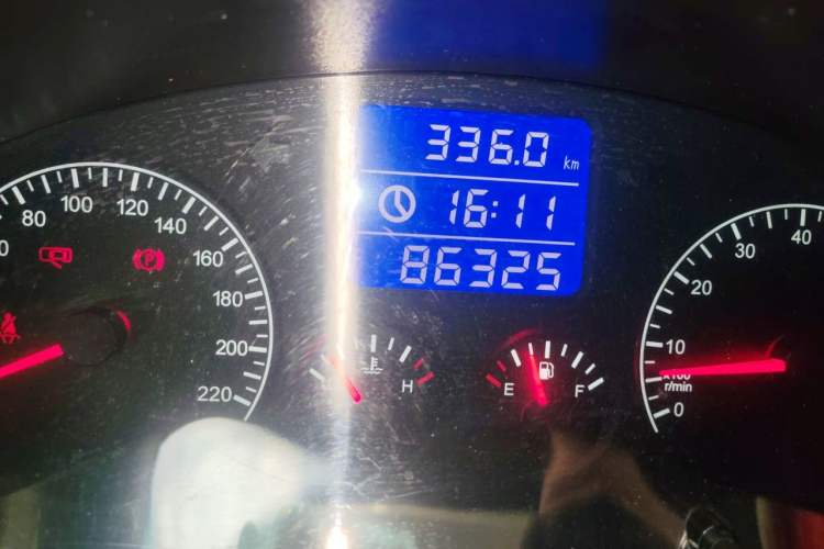 Used Chery Tiggo 3 2015 1.6L Manual Zhishang Sport Edition Odometer Close Up