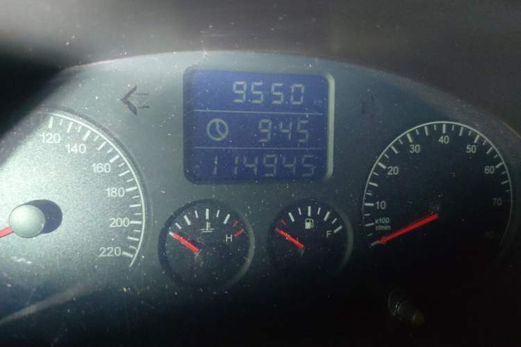 Used Chery Tiggo 3 2015 1.6L Manual Zhishang Sport Edition Odometer Close Up