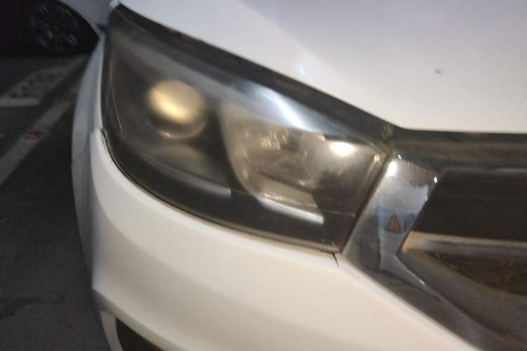 Used Chery Tiggo 3 2015 1.6L Manual Zhishang Sport Edition Right Front Headlight