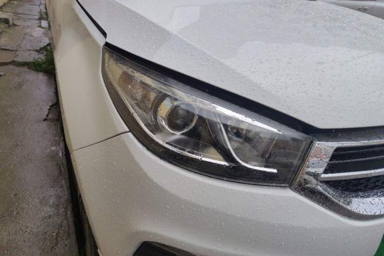 Used Chery Tiggo 3 2015 1.6L CVT ZhiShang Commemorative Edition Right Front Headlight